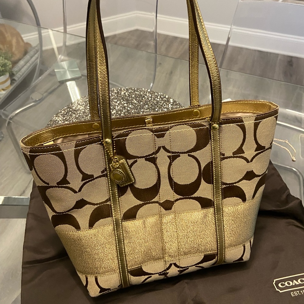 Like new Coach Tote Bag